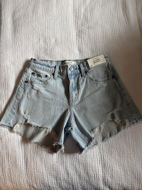 Abercrombie Mid Rise A-Line Light Wash Denim Shorts - NWT